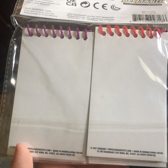 Scratchabel scented mini notebooks - Picture 2 of 2